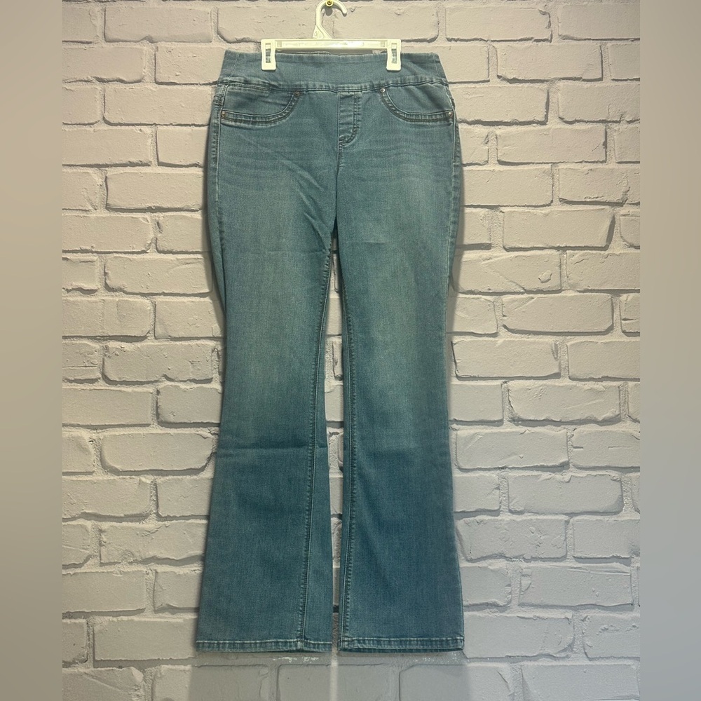 NWOT Style & Co. Light Blue Flare Jeans size M